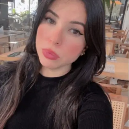 Olivia Bennett — Author