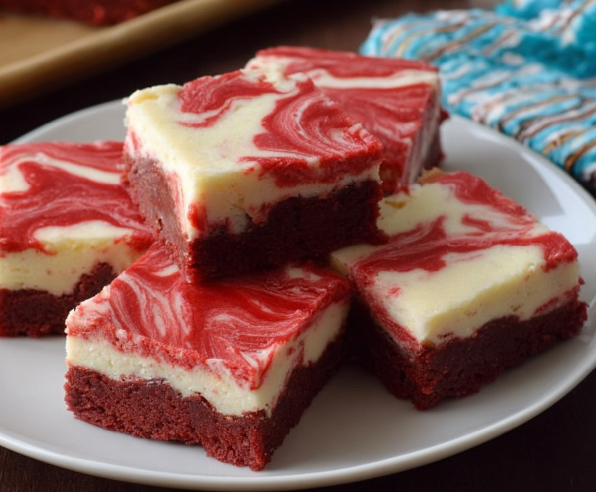 Easy Red Velvet Cheesecake Bars Recipe