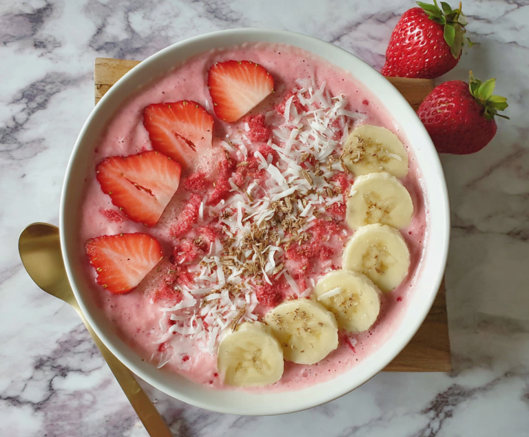 Strawberry Banana Smoothie Bowl